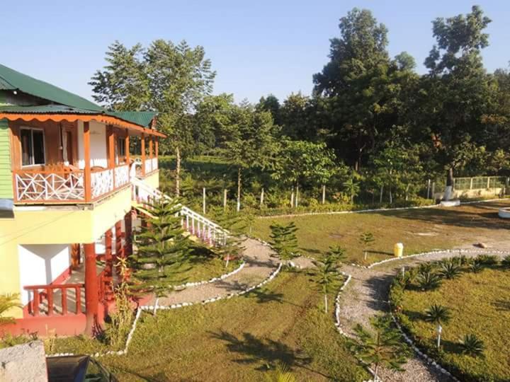 Kadambini Resort Lataguri Exterior photo